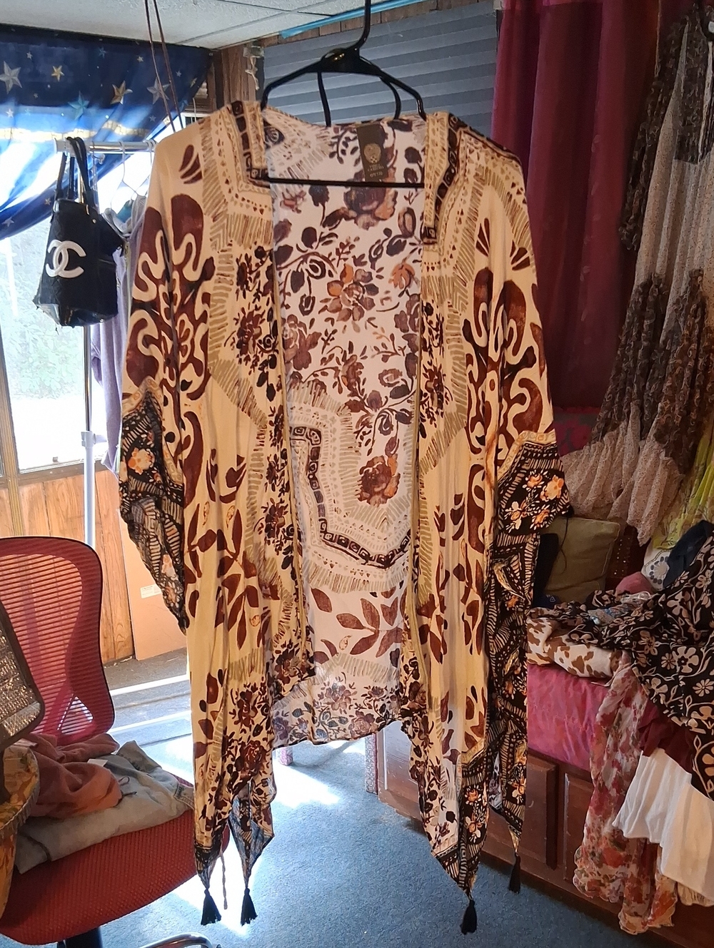 Vince Camuto Cream and Brown Floral Boho Kimono Cape